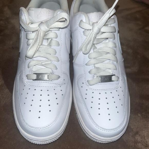 Nike Airforce 1 Size 9 Womens - Picture 2 of 8